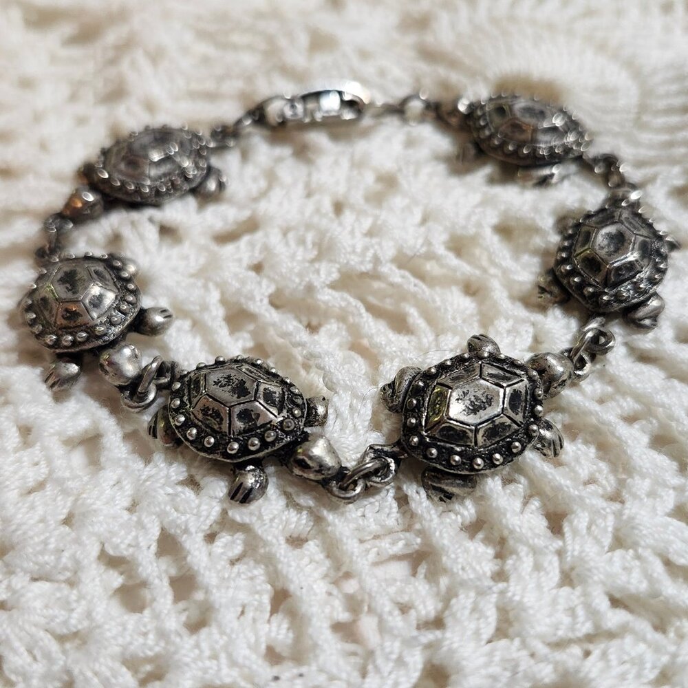 Turtle bracelet